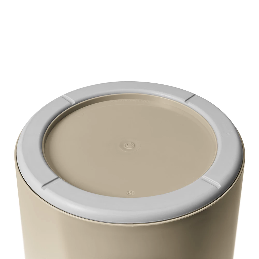 YETI LoadOut 5-Gallon Bucket (Tan) - Image 6