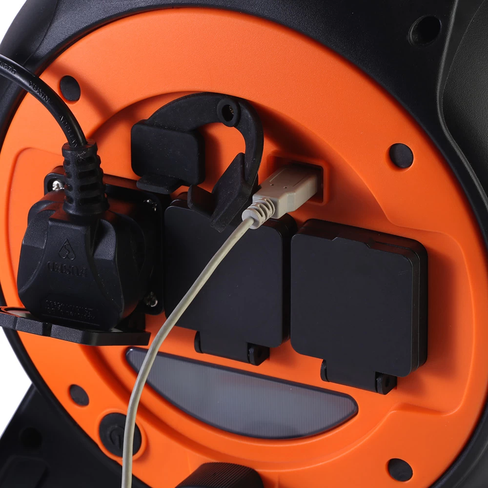 Vango Voltaic Roll Away Mains Lead - Image 4